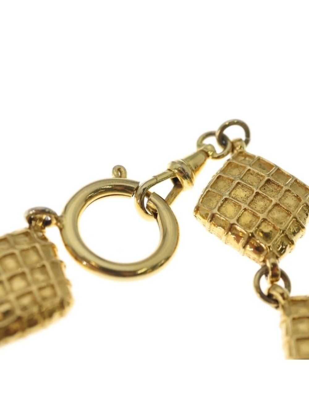 Chanel Quilted Diamond Gold Plated Necklace Choker - Picture 4 of 6